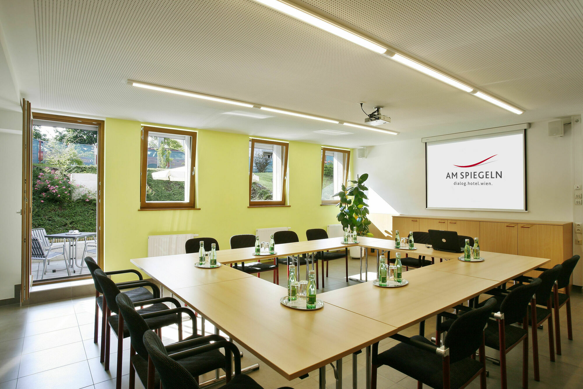 Am Spiegeln Dialog.Hotel.Wien Exterior photo